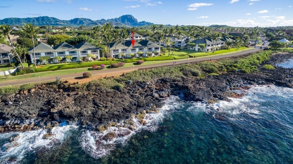 Kapili 9 Oceanfront Condo