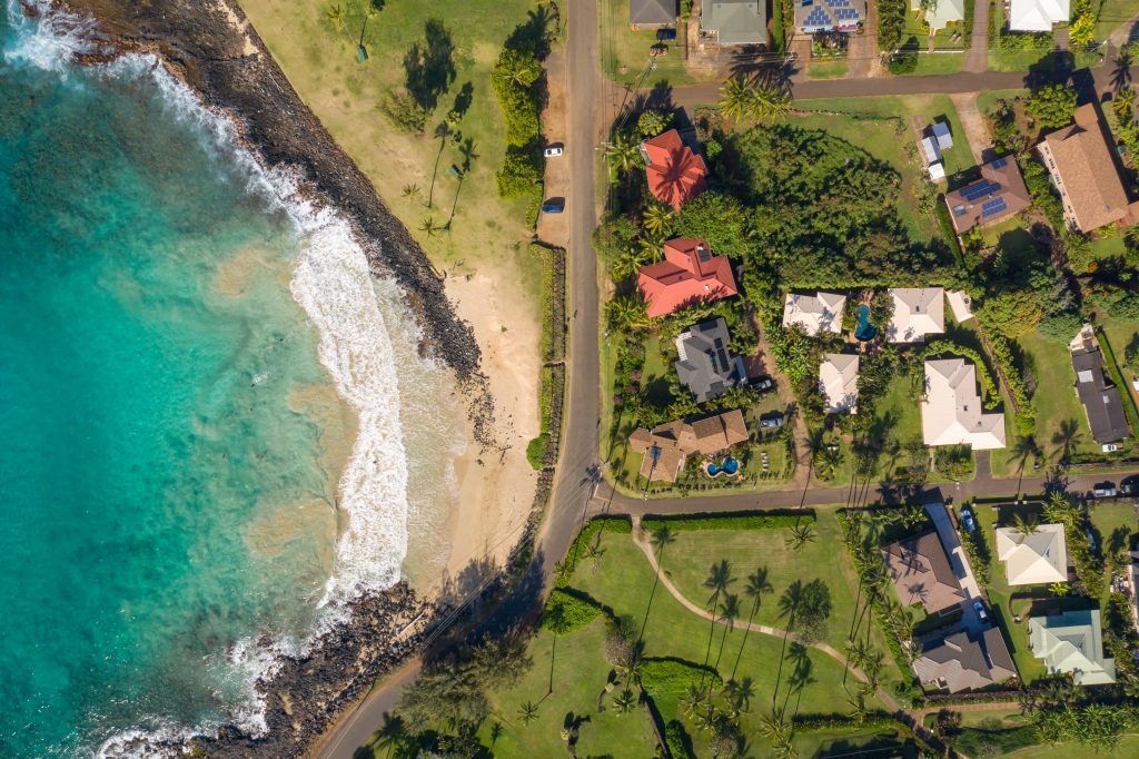 Beach Bungalow with Pool by the beach