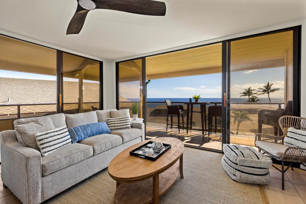 2301 Makahuena Oceanfront Condo