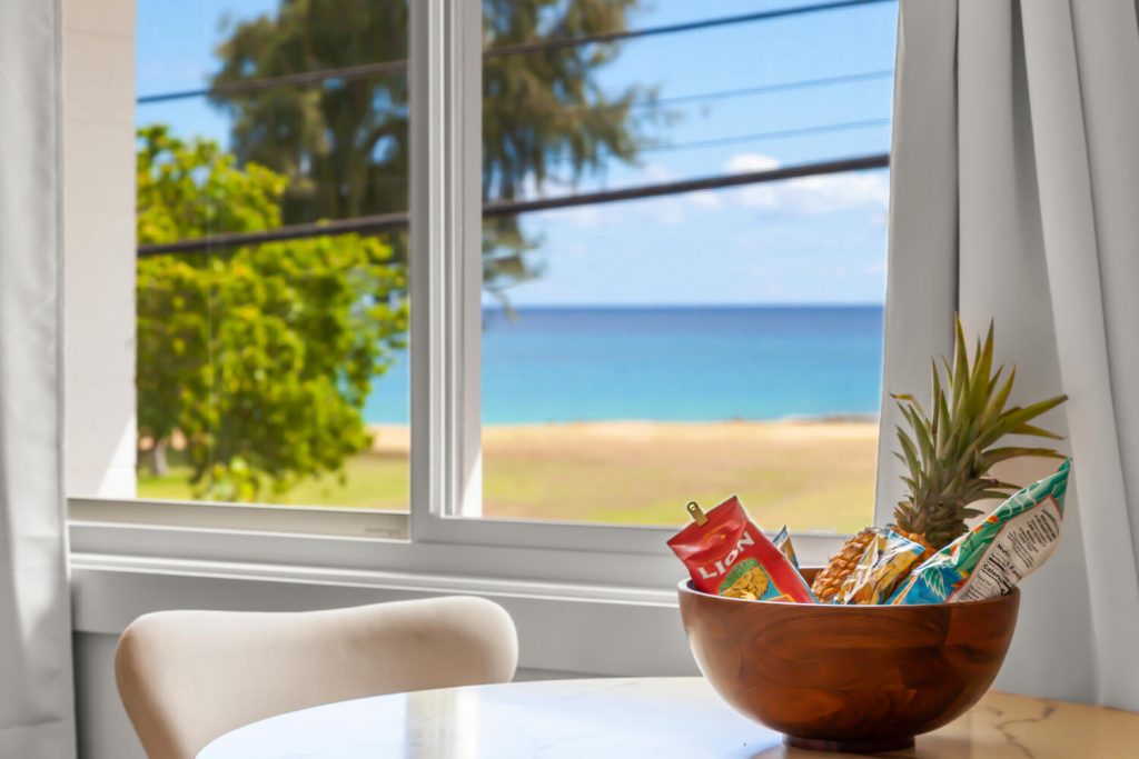 Springwater 2 bedroom Oceanfront home
