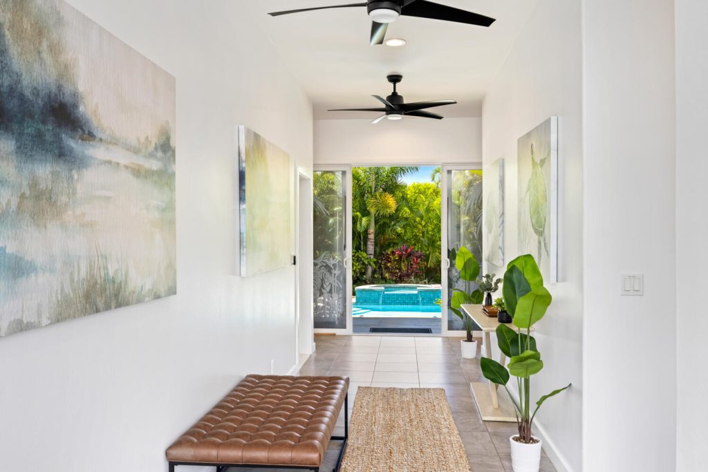 2597 Halalu Main home