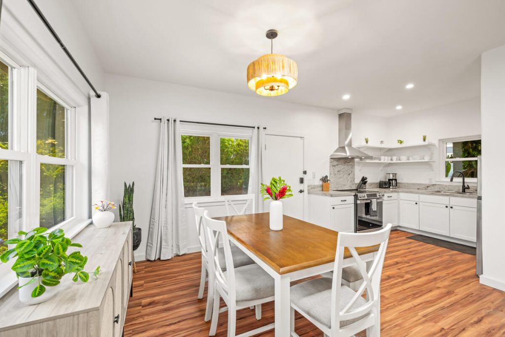 2597 Halalu Guest house